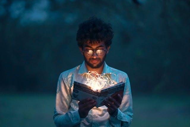 Description of the man image